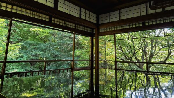 瑠璃光院